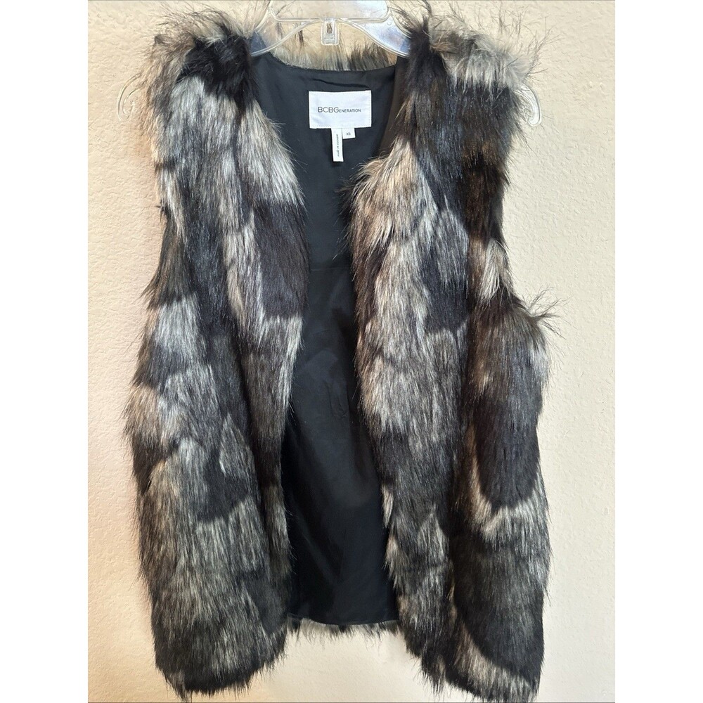 BCBGeneration Faux Fur Abstract Print Vest Sz XS - Picture 6 of 9
